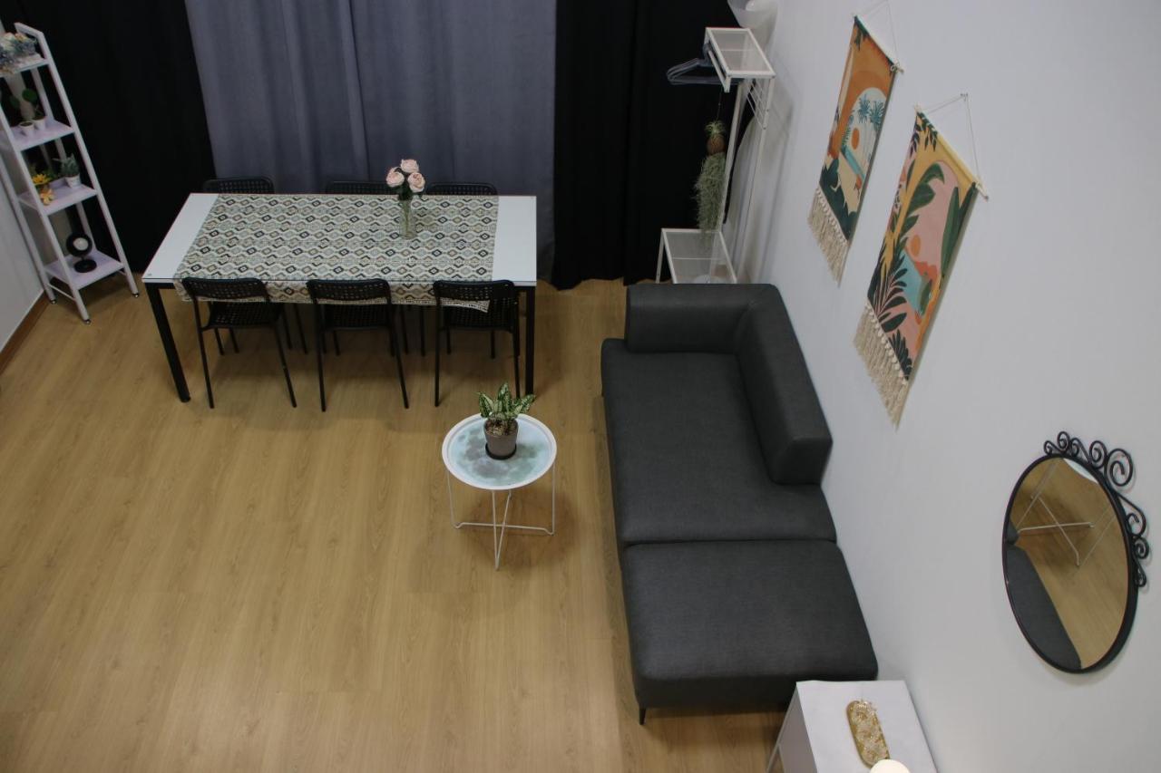 Hongdae - 1min From Hongik Uni Station Exit #1 公寓 *